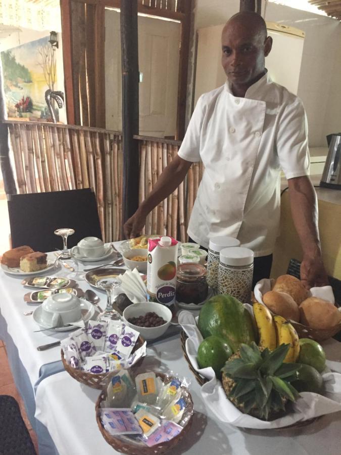 Hotel Avenida Sao Tome Ngoại thất bức ảnh